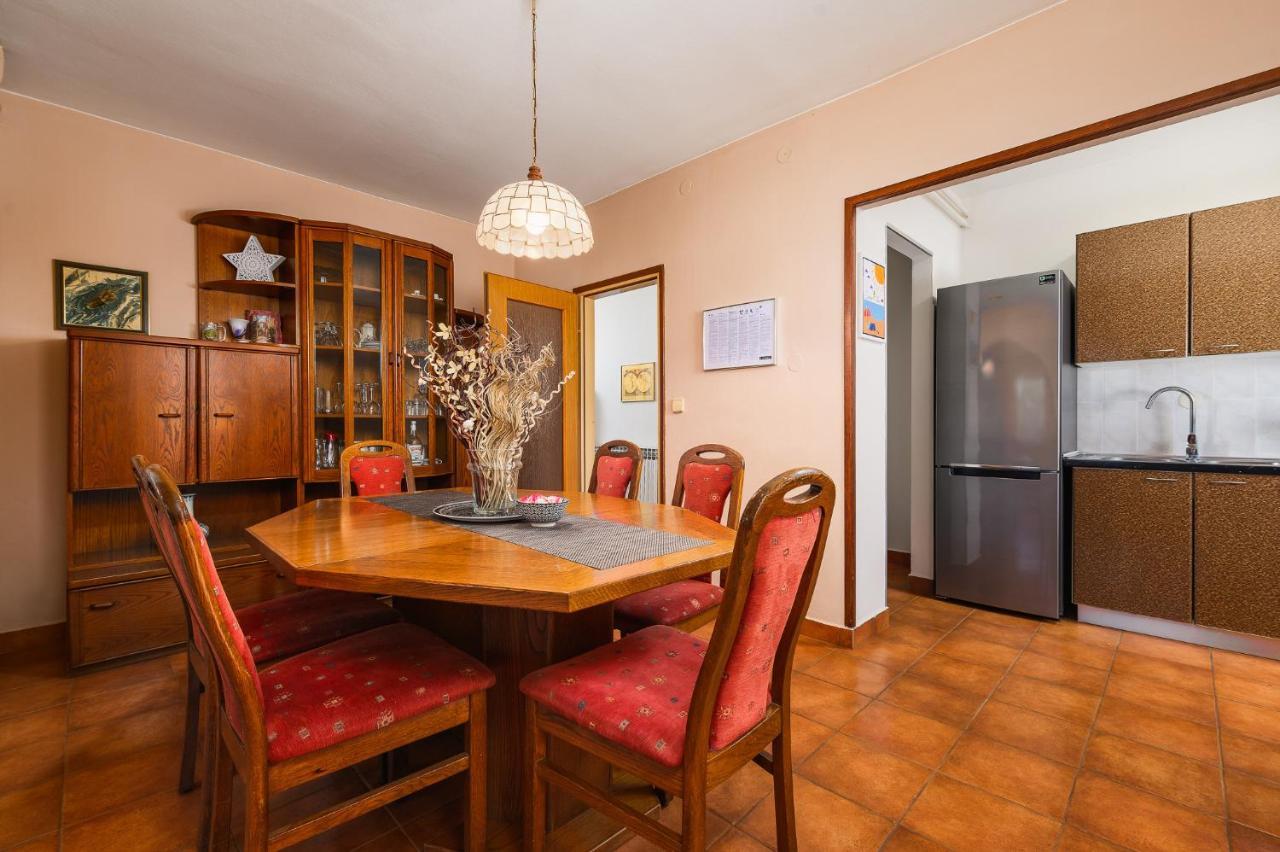 Apartments Josipa بوريتش المظهر الخارجي الصورة