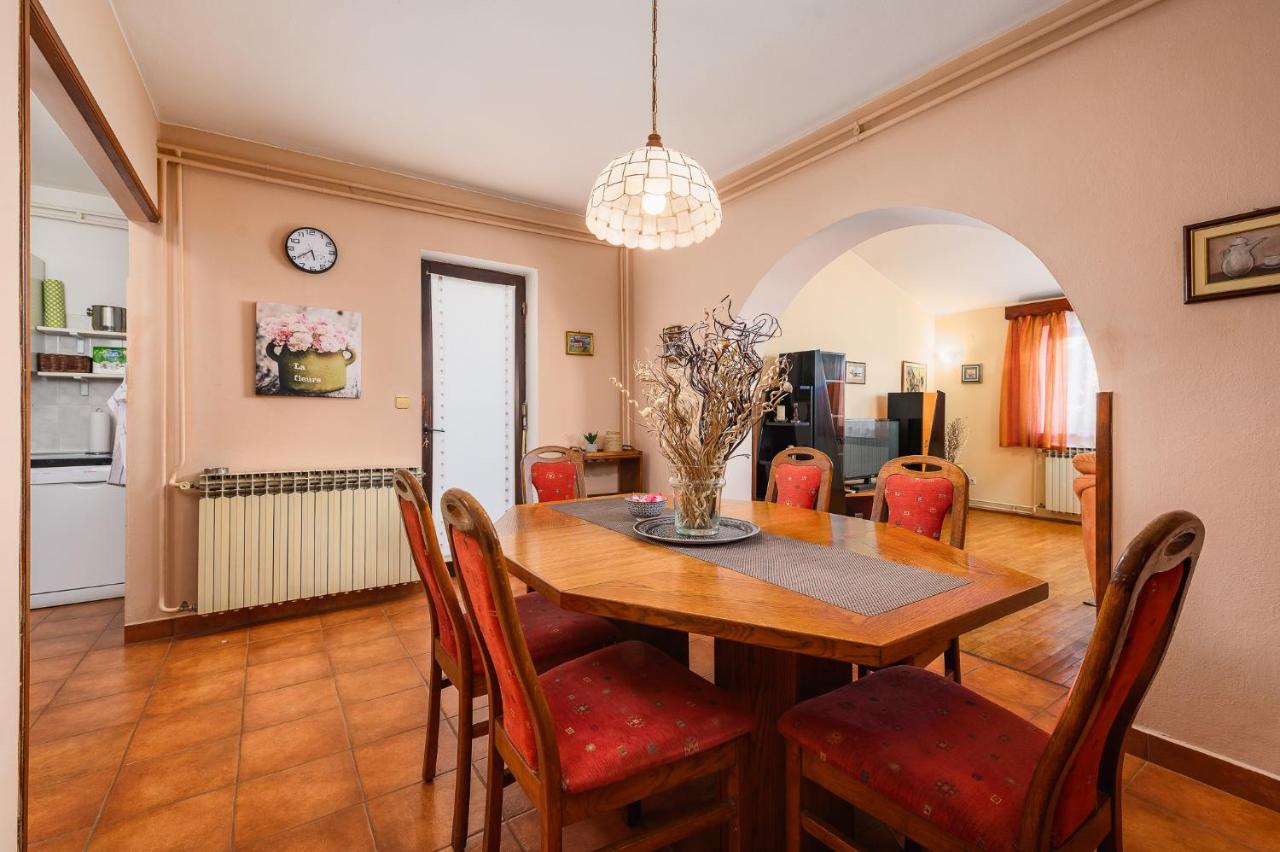 Apartments Josipa بوريتش المظهر الخارجي الصورة