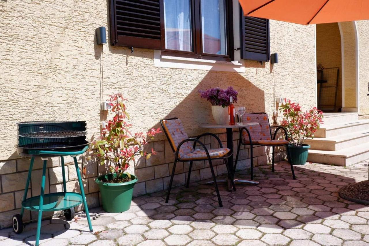 Apartments Josipa بوريتش المظهر الخارجي الصورة