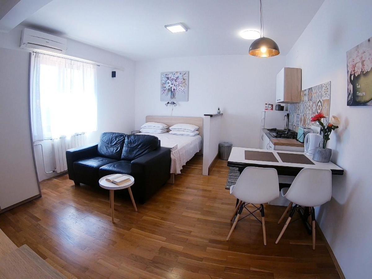Apartments Josipa بوريتش المظهر الخارجي الصورة