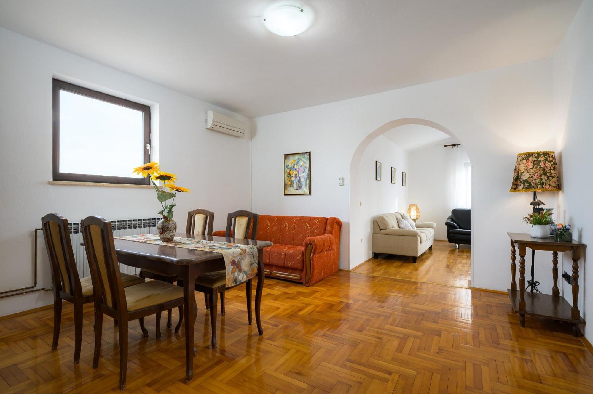 Apartments Josipa بوريتش المظهر الخارجي الصورة